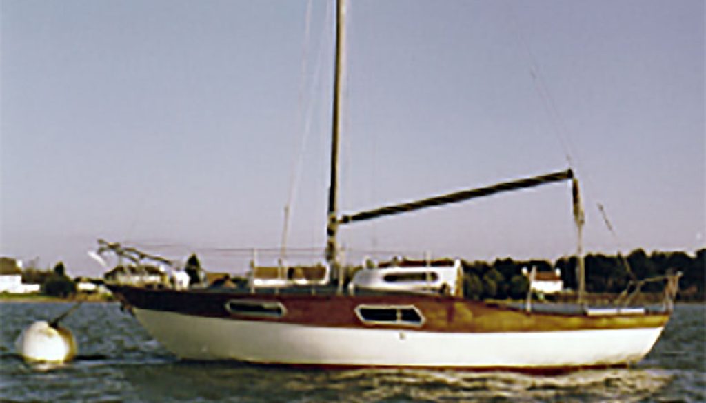Sphene yacht, pre-Tops'l